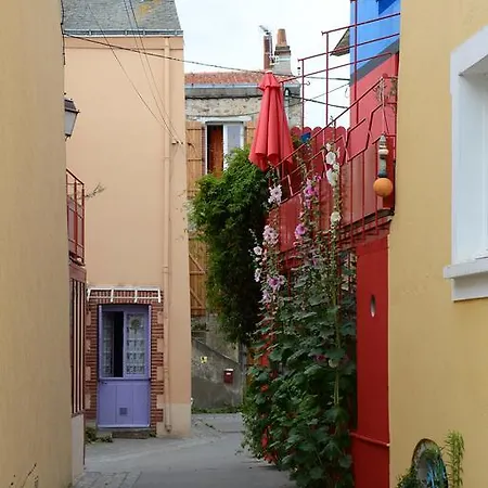 Le 22 Grand Rue * 雷泽