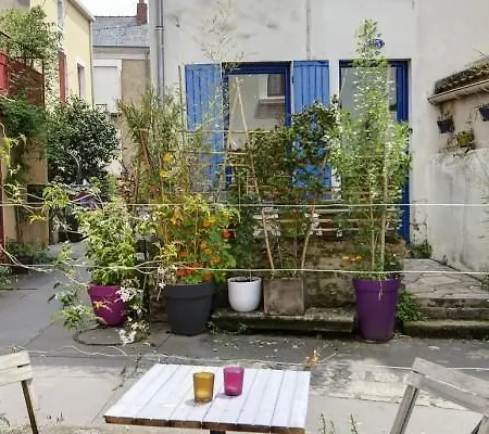 Le 22 Grand Rue *